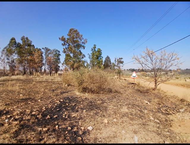 2,190M² VACANT LAND FOR SALE IN HENLEY ON KLIP